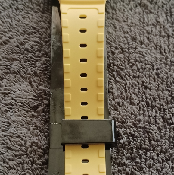 💥SOLD💥CASIO G-SHOCK DW5600WB - Picture 9 of 10